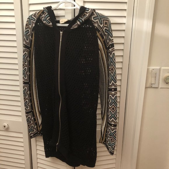 Circus Hotel fuzzy zip up women hooded black knit cardigan, M - Picture 13 of 13